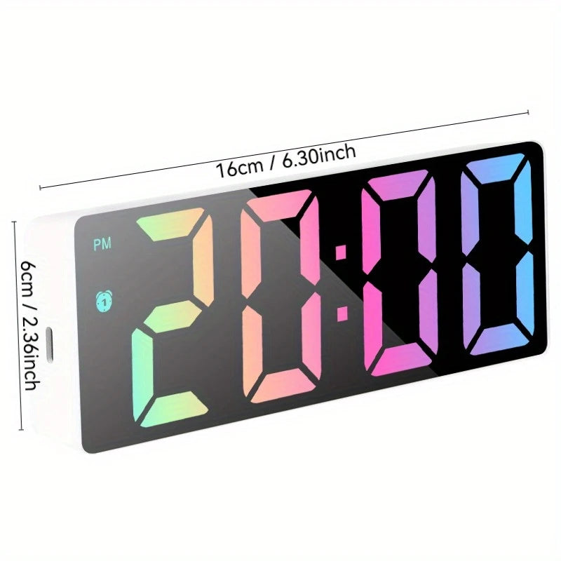 Clock Digital Led Alarm 12/24h USB Pwd White QD1090732/W