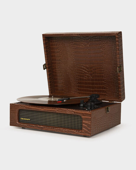 Crosley Voyager Brown Croc Bluetooth Portable Turntable CRIW8017B-BR4