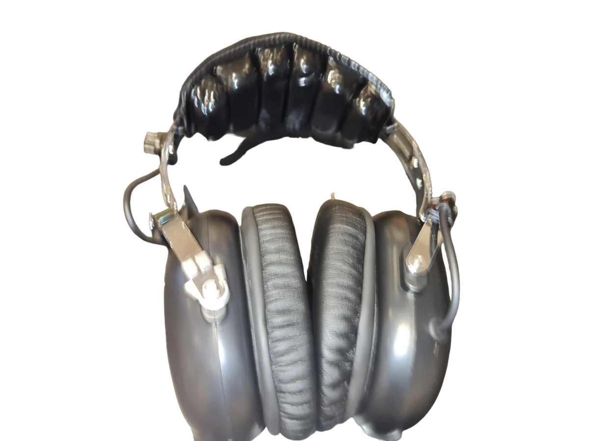 Steelphase Pro Series Headphones Gel Foam Pads 300 Ohms SPPS-G