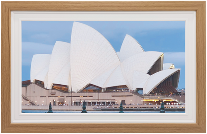 Frameo 15.6" Digital Photo Frame Wifi White PF1506WF