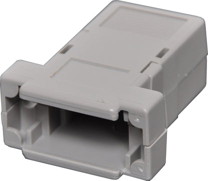 D-Sub Connectors 9 Pin Back Shell Clip Type P3091