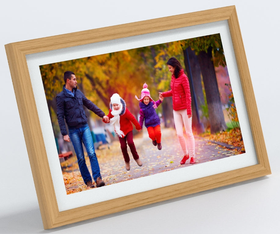 Digital Photo Frame Wi Fi 15.6in Touch Panel 32GB Light Sensors SD/USB Timber PF1501WV