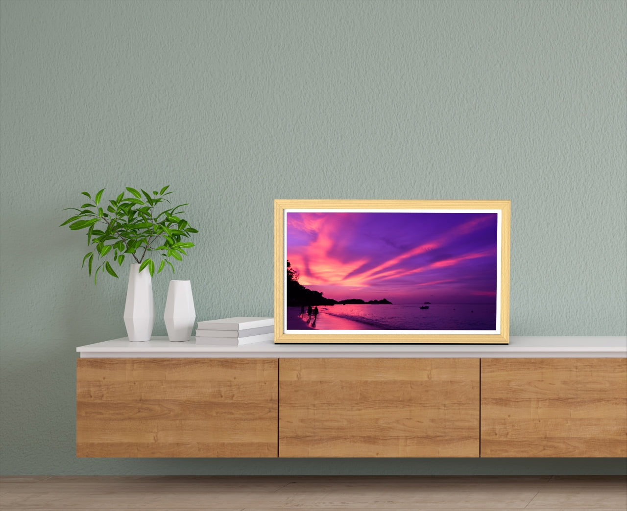 Digital Photo Frame Wi Fi 15.6in Touch Panel 32GB Light Sensors SD/USB Timber PF1501WV