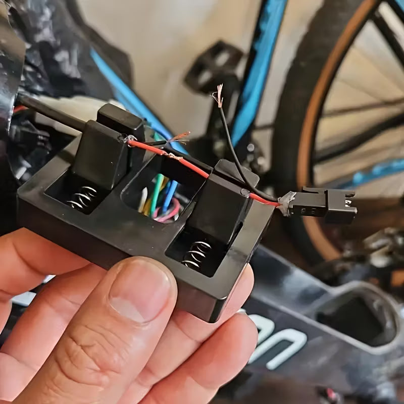 Clamp With Spring-loaded For Wire Soldering CU4567478